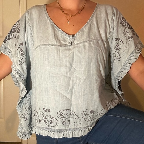 NWT Ariat Denim Top - Picture 2 of 2